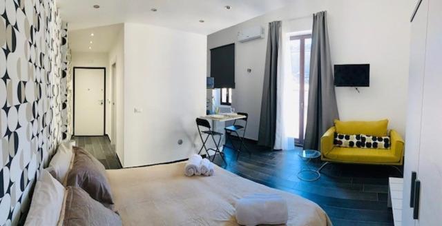 Casa Ega E La Rotonda: Bellissimi Monovani Nel Cuore Di Catânia Exterior foto