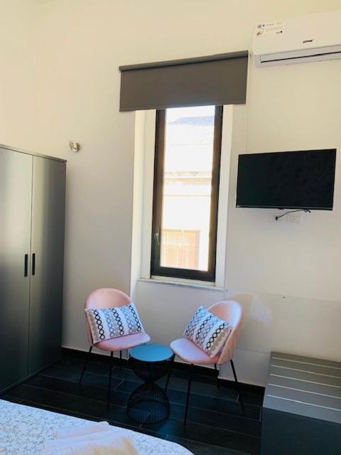 Casa Ega E La Rotonda: Bellissimi Monovani Nel Cuore Di Catânia Exterior foto